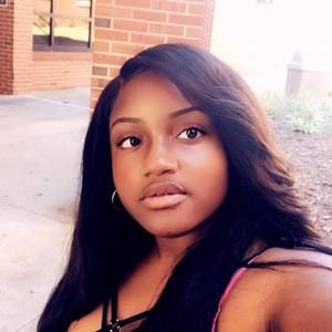 Meet your Posher, Bethany